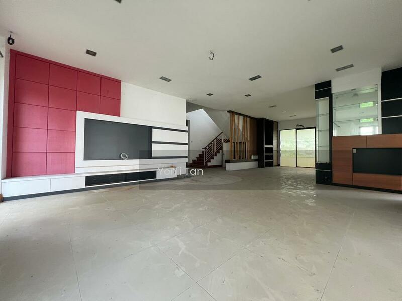 The Sanctuary Gated Bungalow Batu Uban - 1