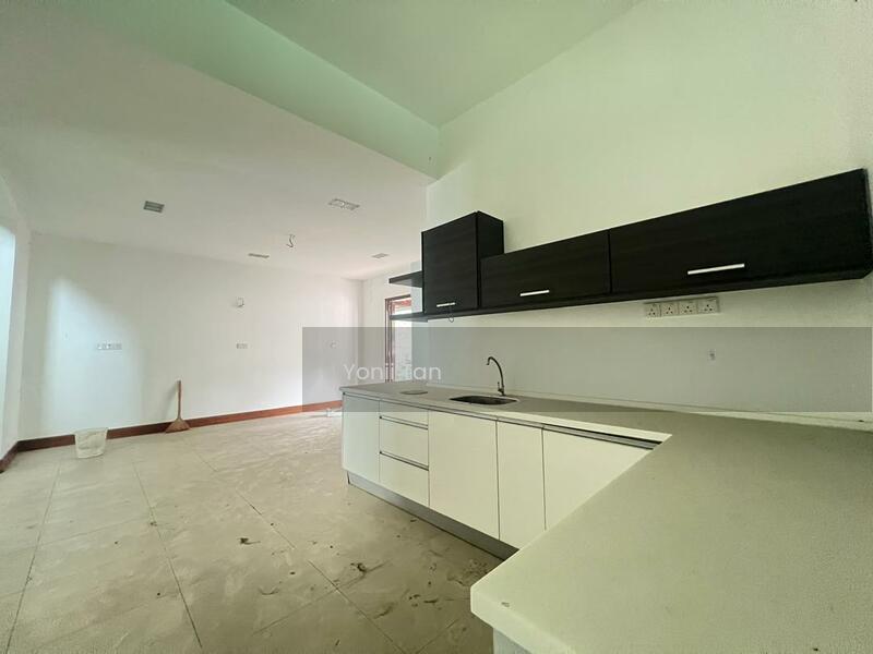 The Sanctuary Gated Bungalow Batu Uban - 3