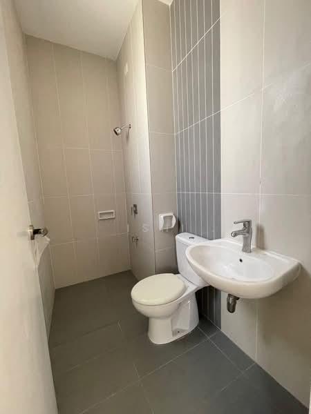 Garden Villas, Bukit Indah - 4