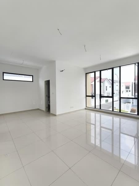 Taman Desa Tebrau - Cello 3B - 4
