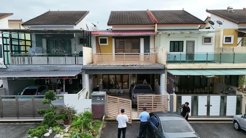 Perdana College Heights - 1