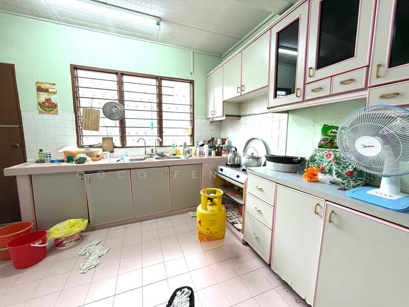 Taman Ungku Tun Aminah - 5