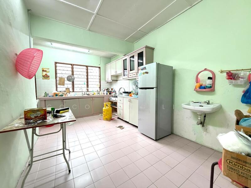 Taman Ungku Tun Aminah - 3