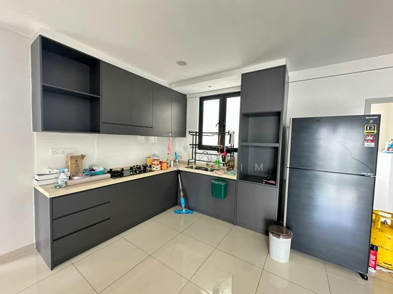 Golden Triangle 2 - 2