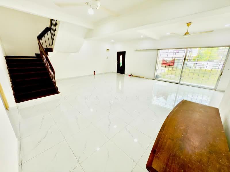 FOR SALE : SEMI D 2 Storey Taman Cuepacs Batu 9, Cheras Selangor - 4