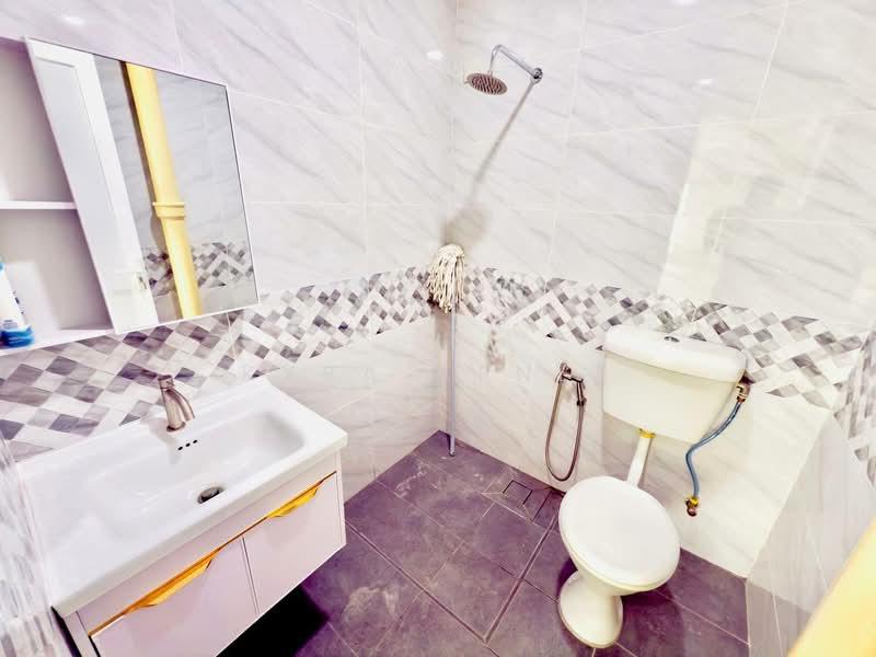 FOR SALE : SEMI D 2 Storey Taman Cuepacs Batu 9, Cheras Selangor - 5