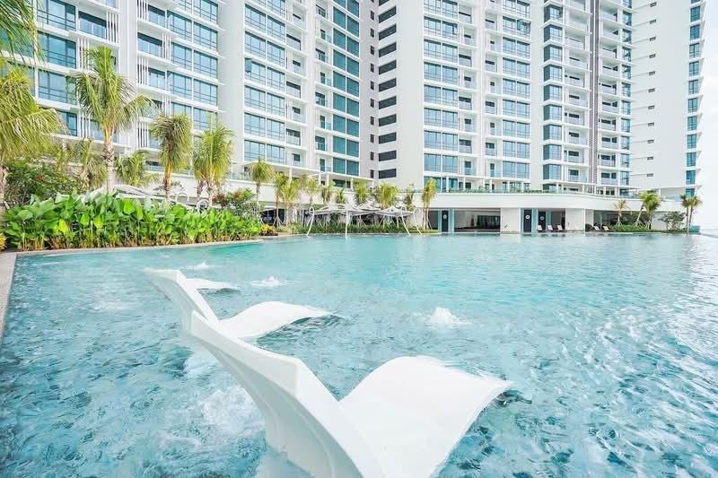 Queens Residences Q1 @ Queens Waterfront - 2