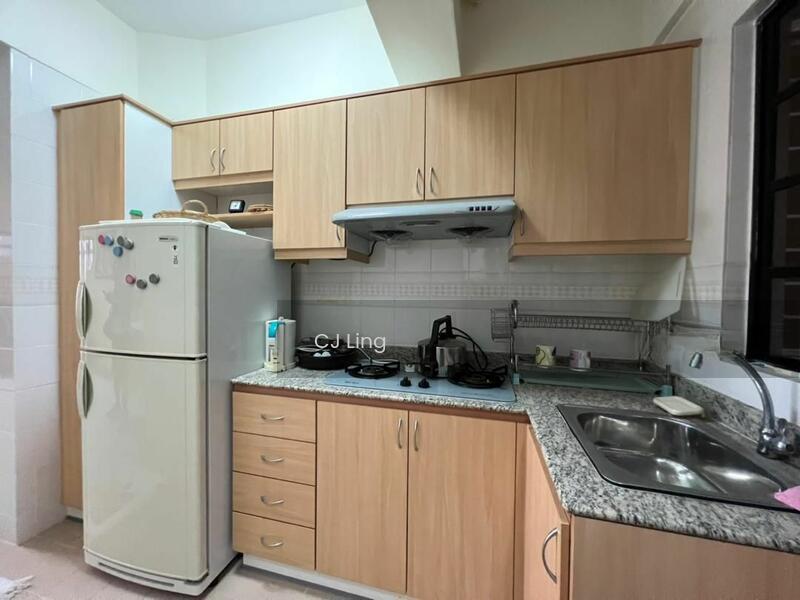 Mawar Apartment - 3