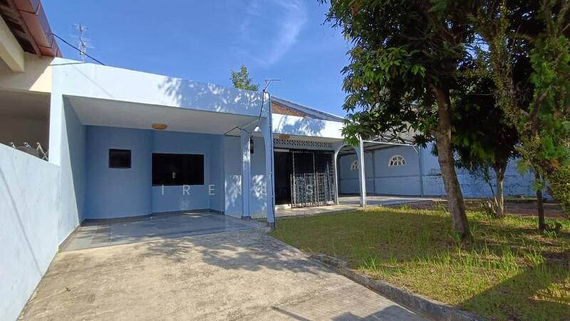 Taman Desa Rasah - 1