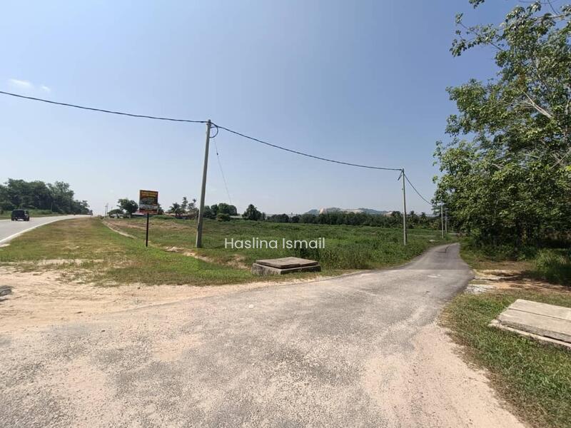 Bukit Merbau, Pasir Puteh, Kelantan - 1