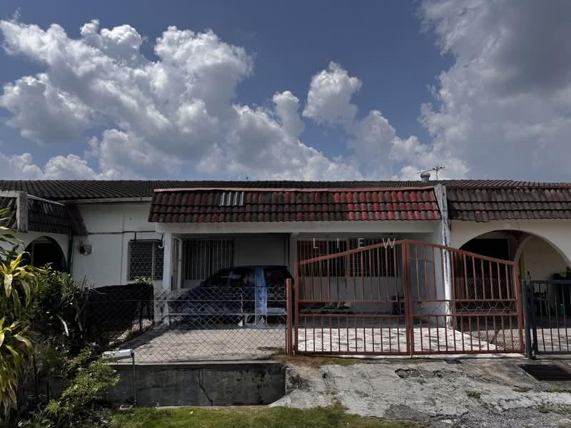 Taman Badri Shah - 1