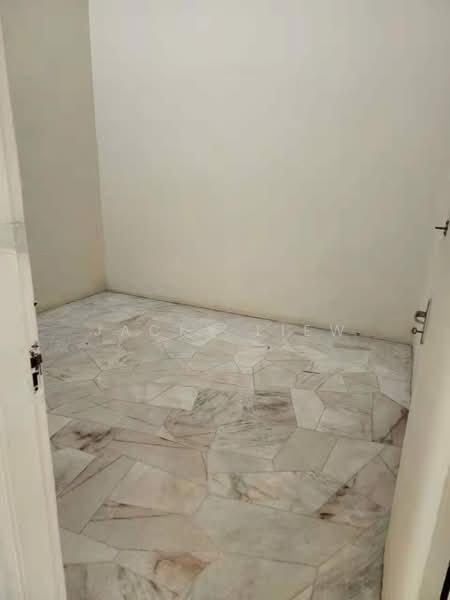 Taman Badri Shah - 5