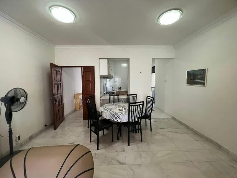 Marina Tower (Ratu Mutiara) - 3