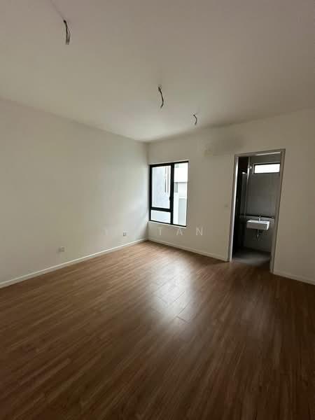Luxura Designer Link Villas - 5