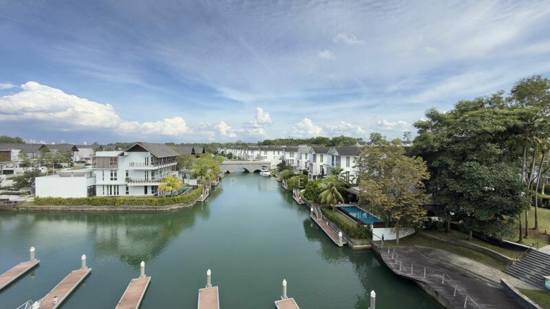 Emerald Bay @ Puteri Harbour - 1