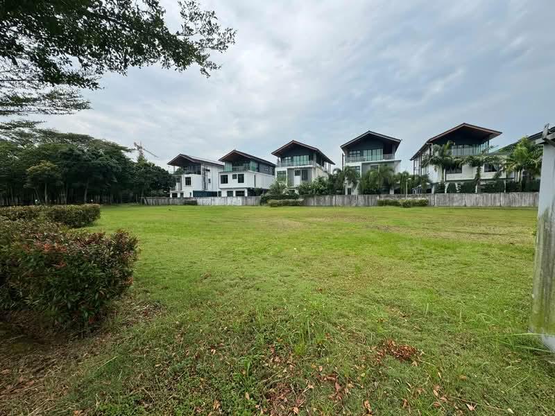 Senibong Cove Isola Mansions Freehold Bungalow Land - 1