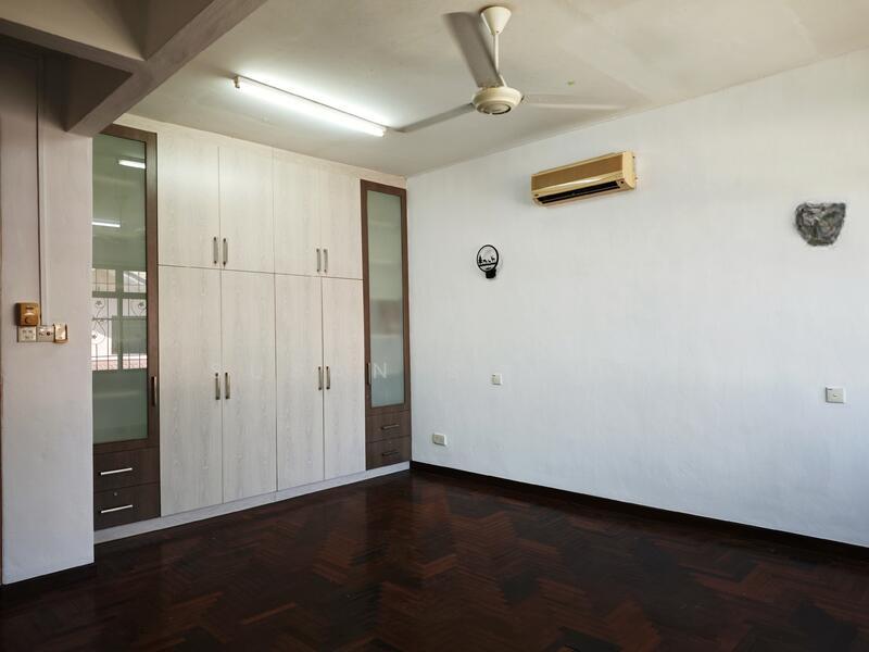 Taman Aman Sutra 2 - 5