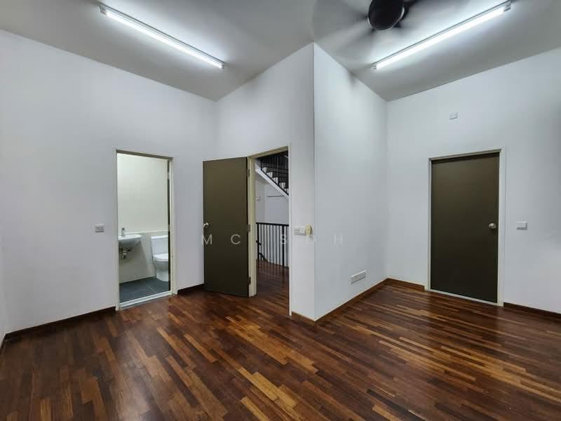 Setia Utama 2, Setia Alam 3 Sty House Corner - 3