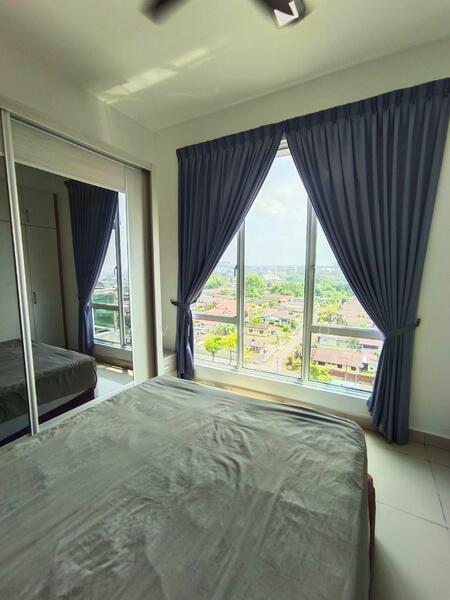 M Condominium @ Larkin - 5