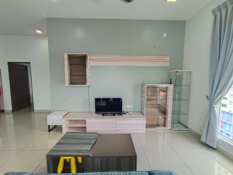 M Condominium @ Larkin - 2