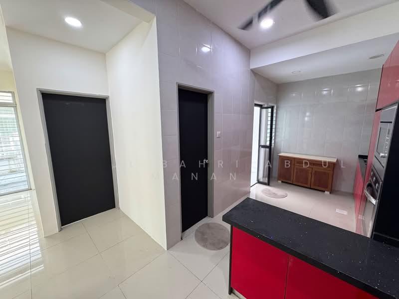 Bandar Saujana Putra - 2