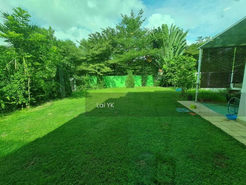 Bungalow at Temasya Glenmarie - 2