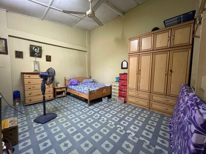 Rumah Teres Dua Tingkat (Cluster) untuk Dijual di Seberang Jaya - 3