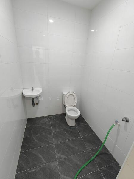 Taman Ungku Tun Aminah - 4