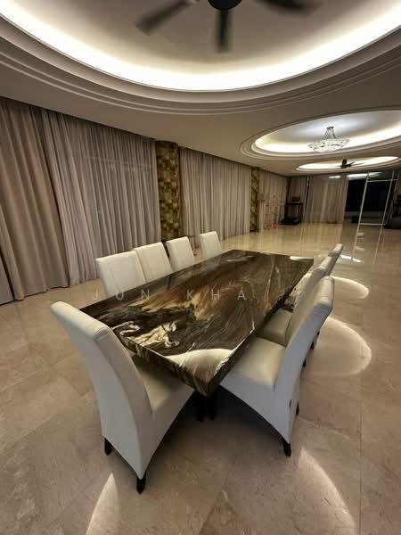 8 Gurney (The Shore Condominium) - 2