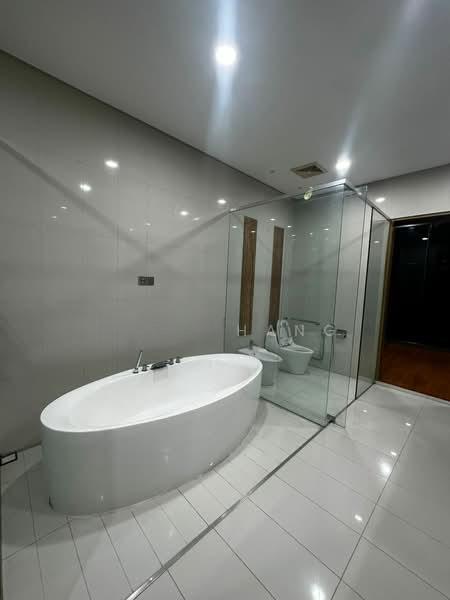 8 Gurney (The Shore Condominium) - 4