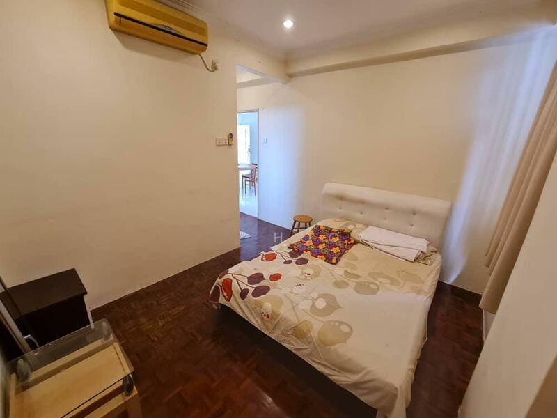 Eden Seaview Condominium - 4
