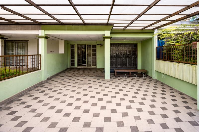 Double Storey Terrace Bandar Bukit Puchong 2 Renovated - 4