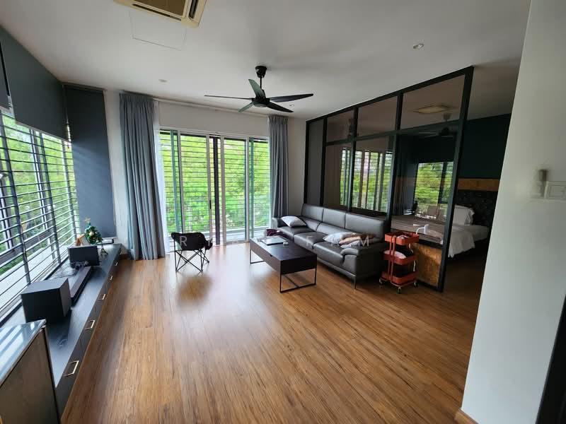 Taman Bukit Suria - 4