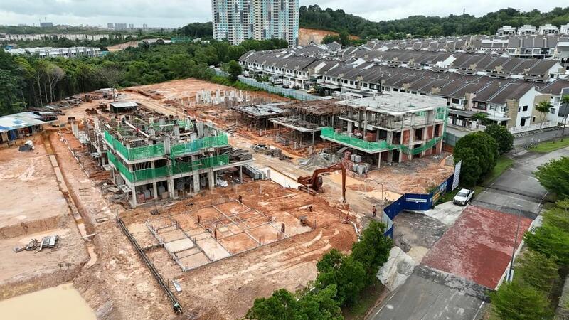 Semi-Detached House at Bandar Bukit Puchong - 3