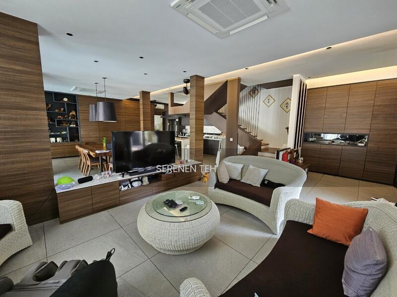 E&O 3sty Terrace Corner House 5300sf Tanjung Tokong Straits Quay - 1