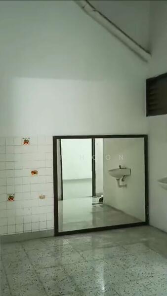 Single Storey Intermediate Terrace at Bayan Baru - 4