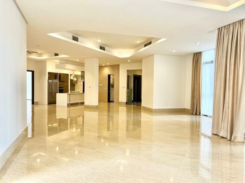 Gallery @ U-Thant - 1