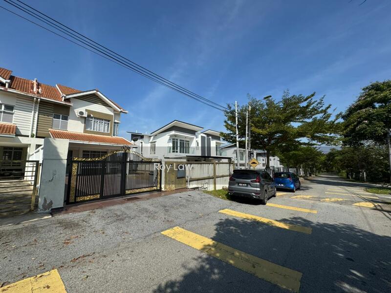 Taman Impian Putra @ Port Dickon - 1