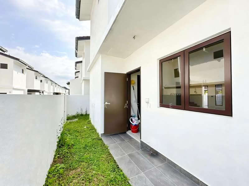 Bandar Serenia Sepang Type ANISA Double Storey - 4
