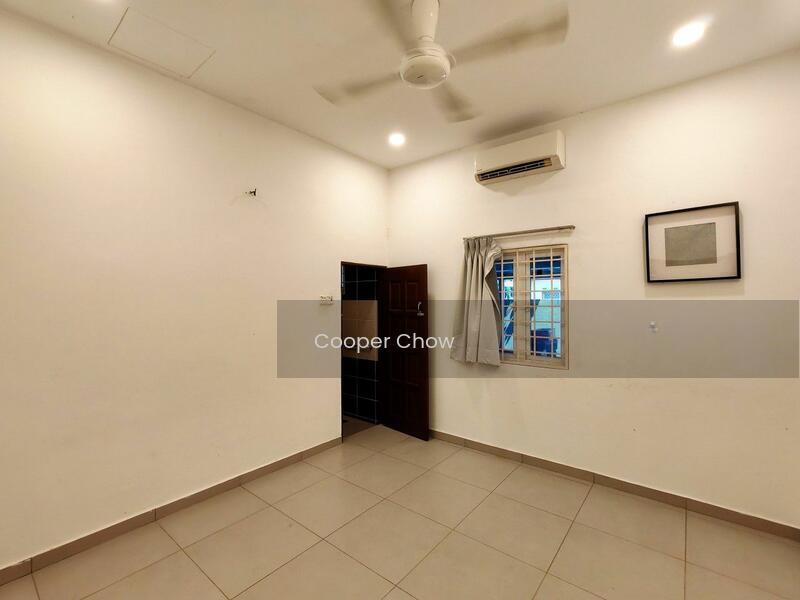 Bungalow at Seksyen 3 - 4