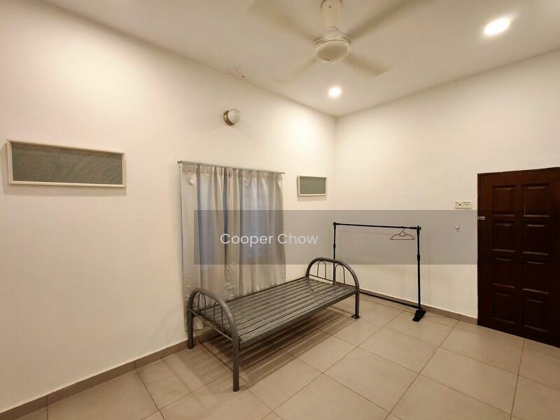 Bungalow at Seksyen 3 - 4