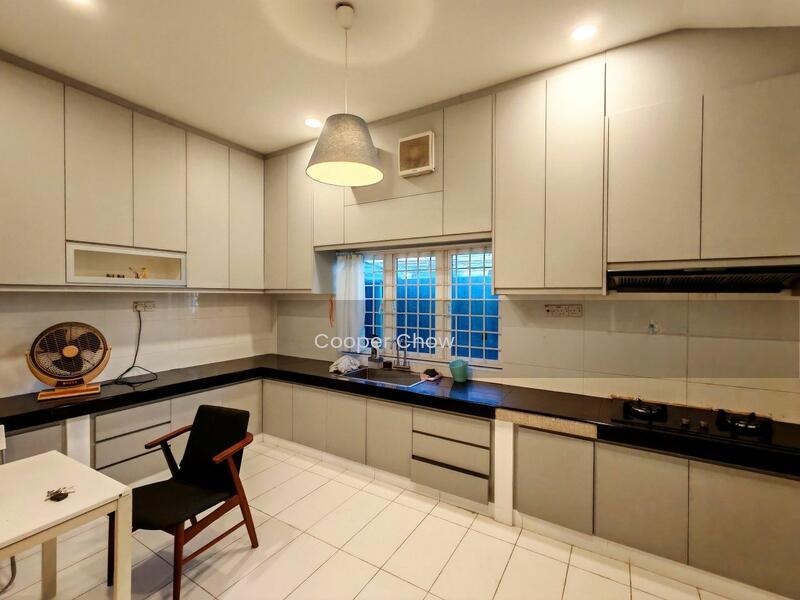 Bungalow at Seksyen 3 - 2