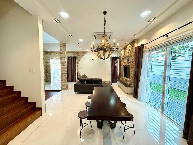 3 STY SEMI-D | 3300SF | GATED GUARDED | NINETEN - 4