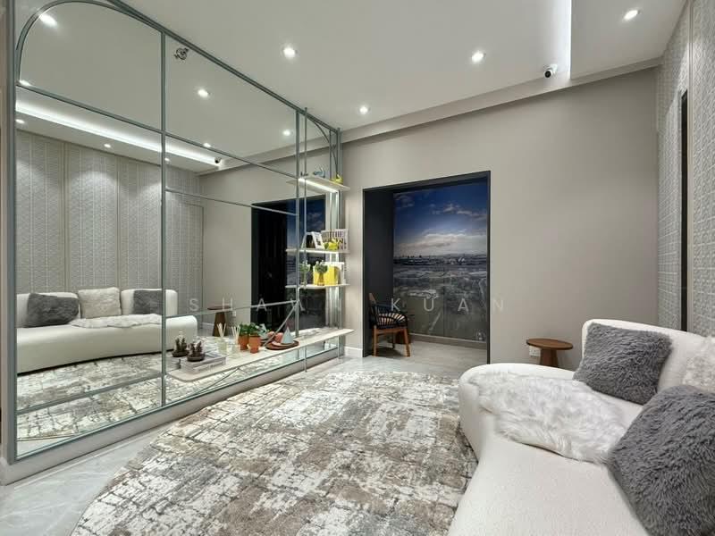 Trinity Rainfora - 2