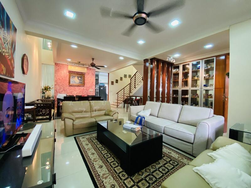 Ampang FREEHOLD SPACIOUS 2.5 Storey Superlink Sering Ukay Ampang - 1