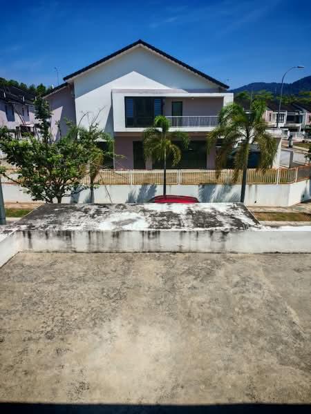 Tenang @ Bandar Ainsdale - 2