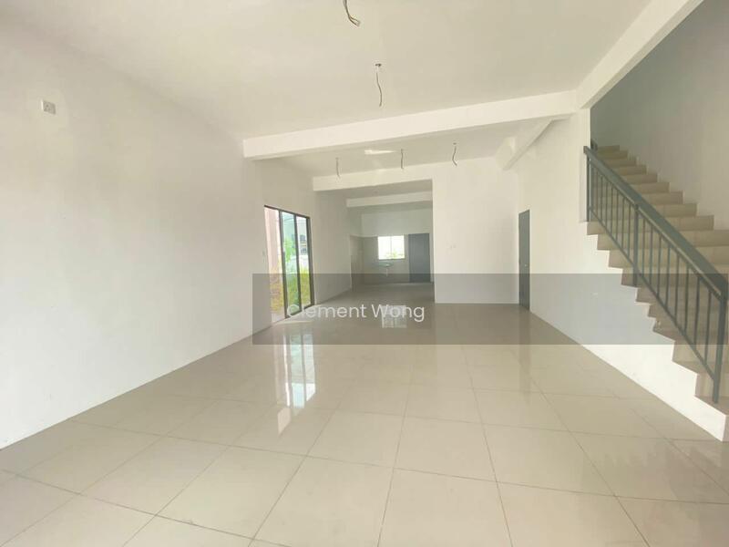 Semi-D Taman Scientex Rawang near Anggun City Kota Emerald - 1