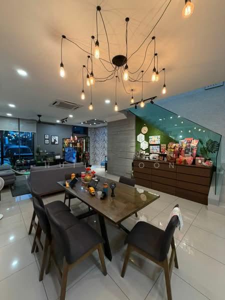 BANDAR CEMERLANG - 1