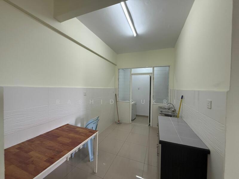 Saville @ Melawati - 3