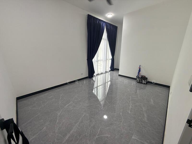 Setia Tropika Setias Tropikas - 5